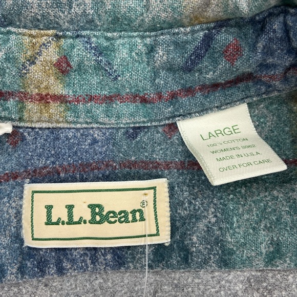 L.L. Bean Patterned Button Up - L - Picture 3 of 4